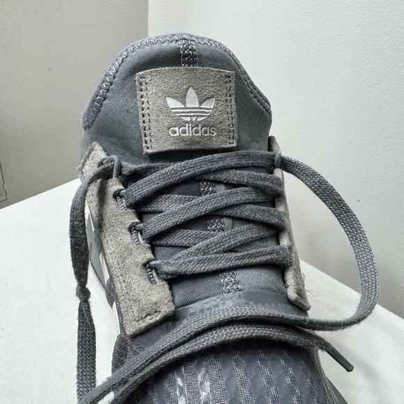 Adidas Swift run x trainer -size 10 - Picture 5 of 9